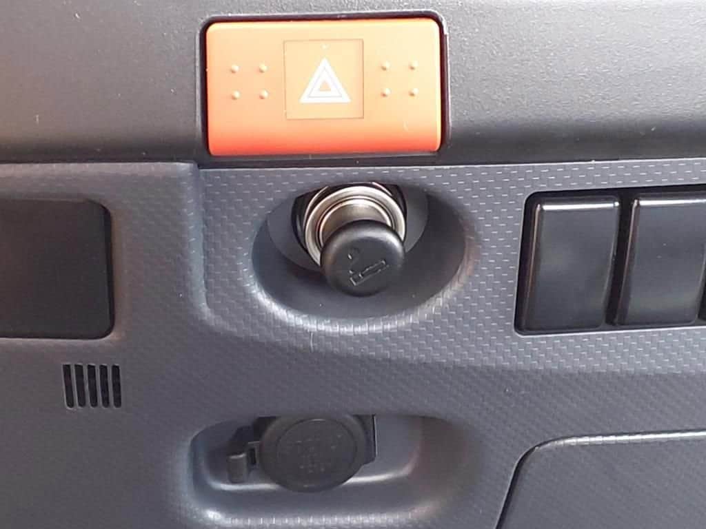 2025 Chevrolet Low Cab Forward 4500 HG - Image 15