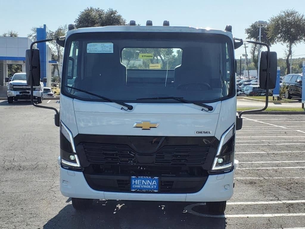 2025 Chevrolet Low Cab Forward 5500 XD - Image 2