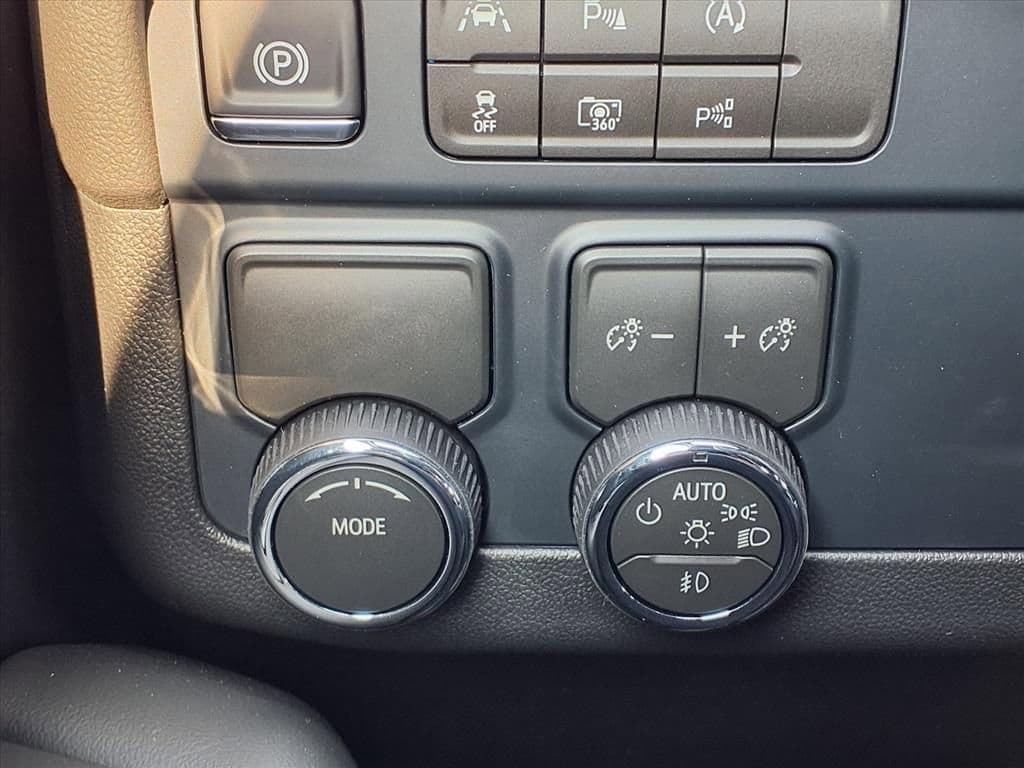 2026 Chevrolet Tahoe - Image 10