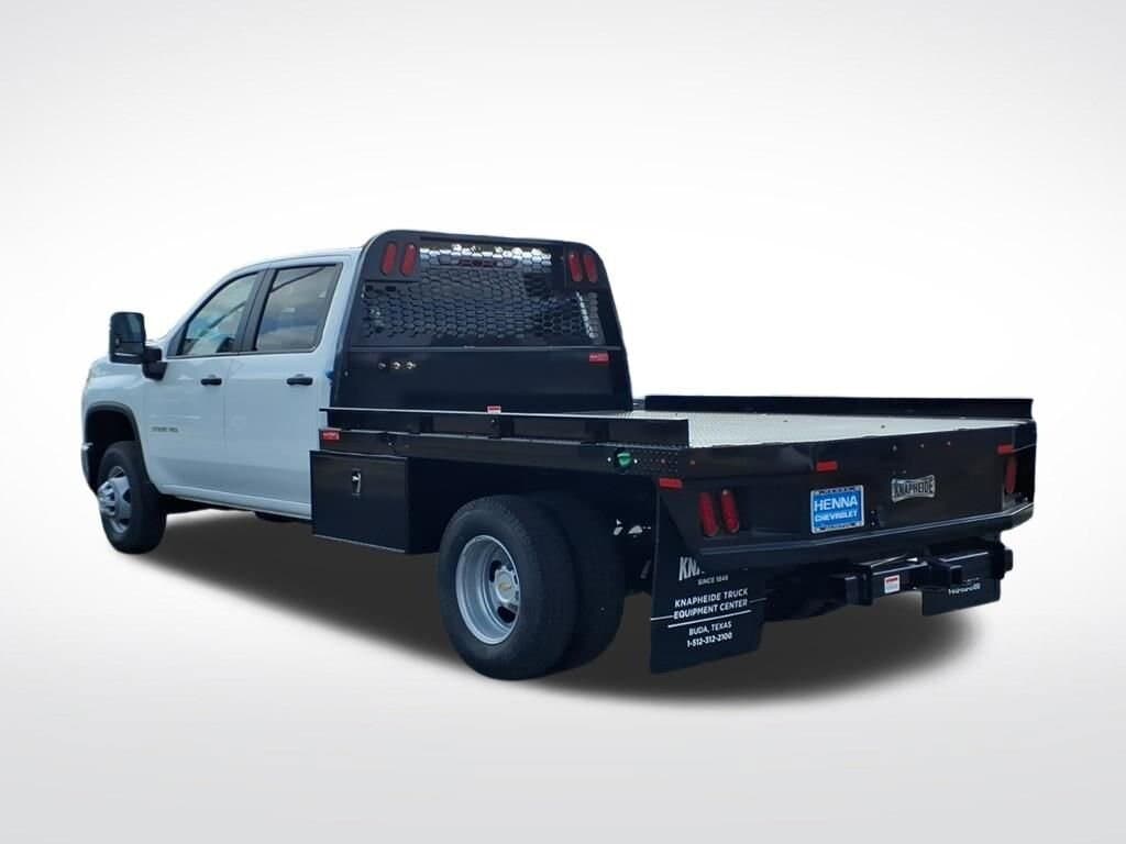 2026 Chevrolet Silverado 3500 HD Chassis Cab - Image 11