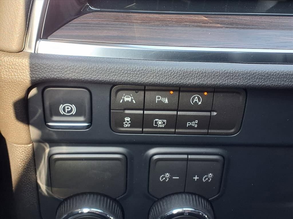 2026 Chevrolet Tahoe - Image 9