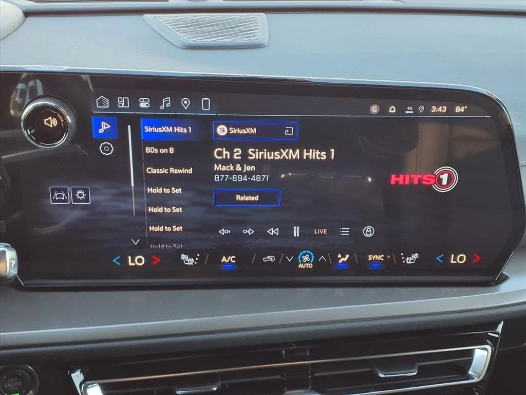 2026 Chevrolet Traverse - Image 11