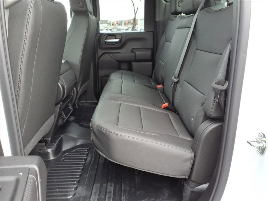 2026 Chevrolet Silverado 2500 HD - Image 11