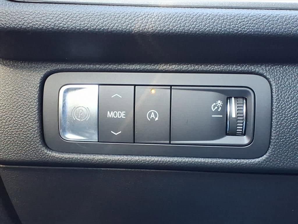 2026 Chevrolet Traverse - Image 19