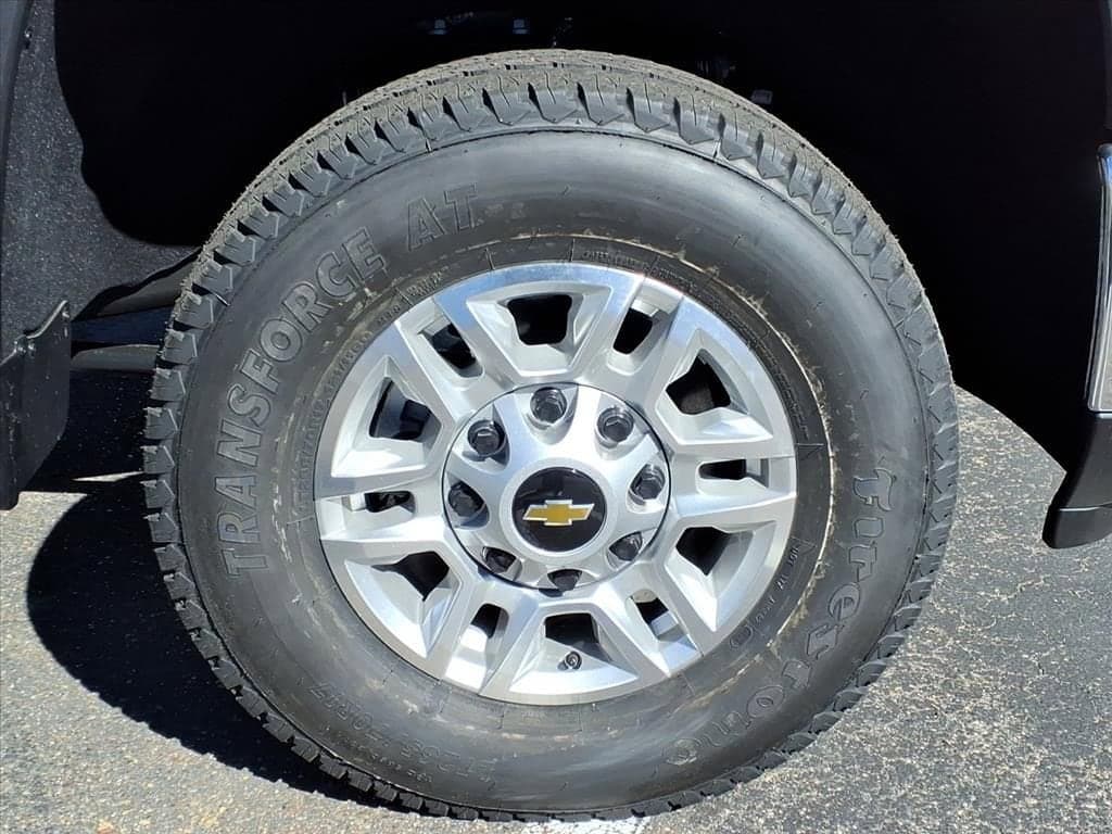 2026 Chevrolet Silverado 2500 HD - Image 8