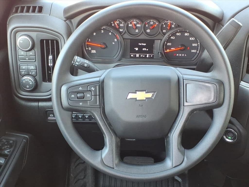 2026 Chevrolet Silverado 3500 HD Chassis Cab - Image 29