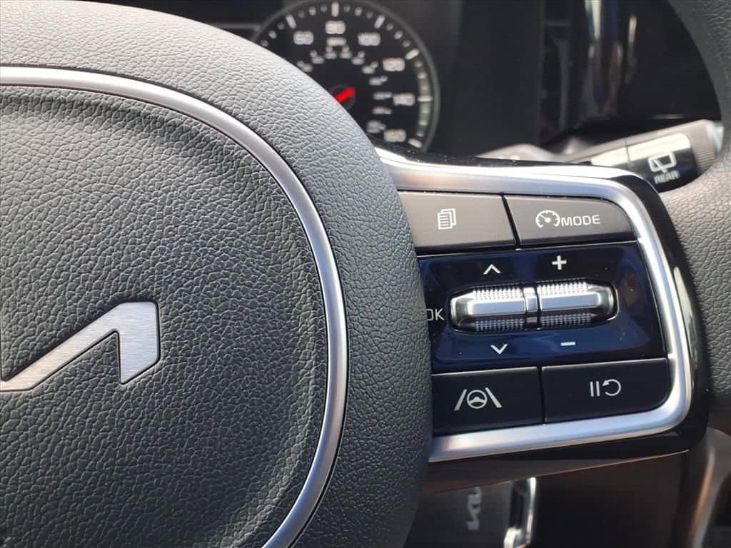 2023 Kia Sorento - Image 32