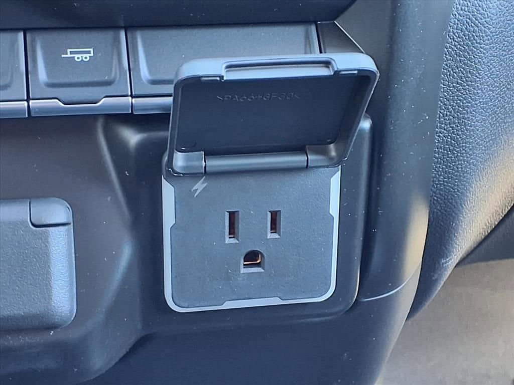 2026 Chevrolet Silverado 1500 - Image 19