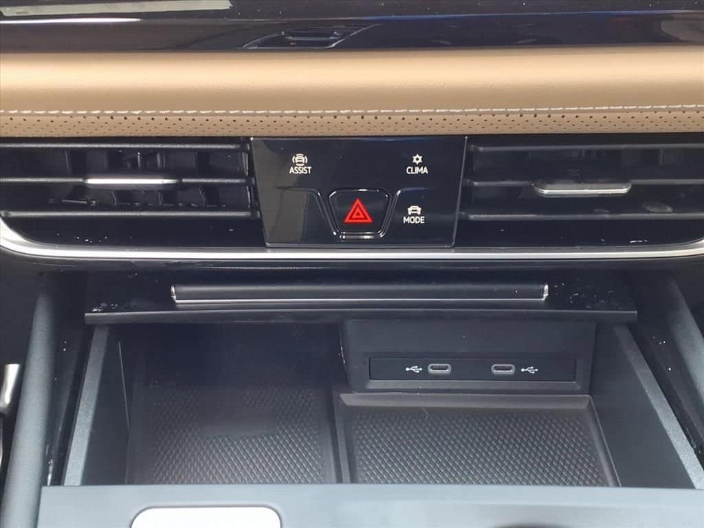 2024 Volkswagen Atlas Cross Sport - Image 23