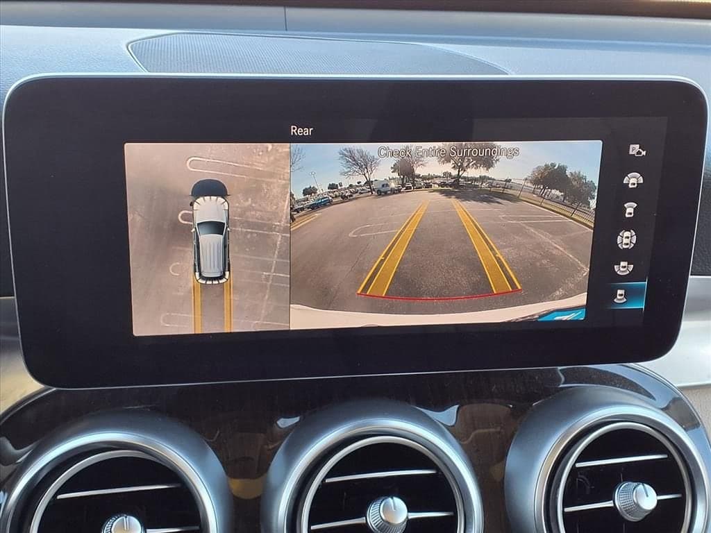 2021 Mercedes-Benz GLC - Image 15