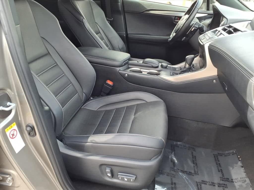 2017 LEXUS NX - Image 17