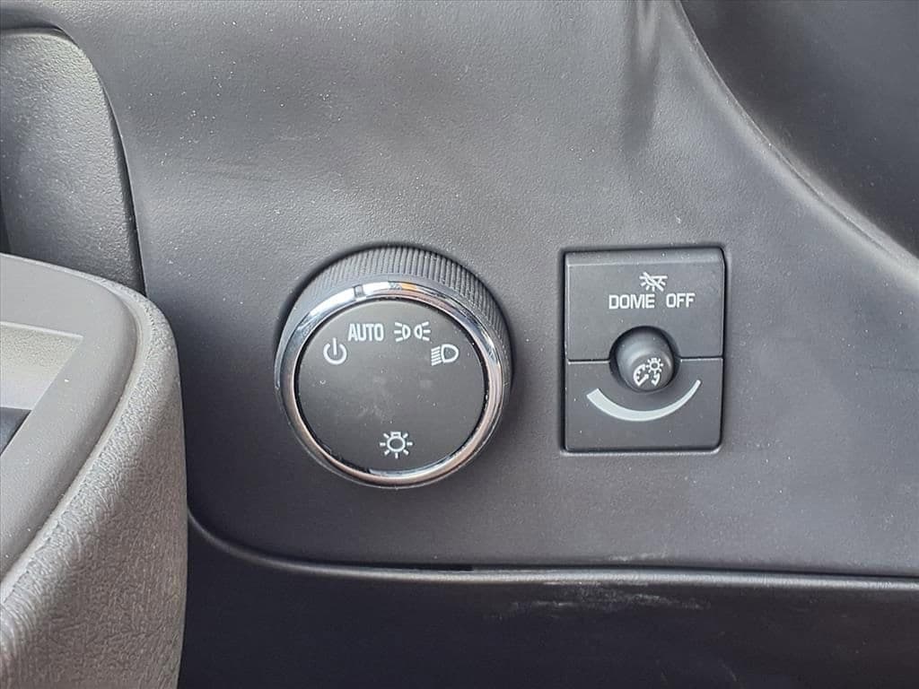 2025 Chevrolet Express Cutaway 3500 - Image 20