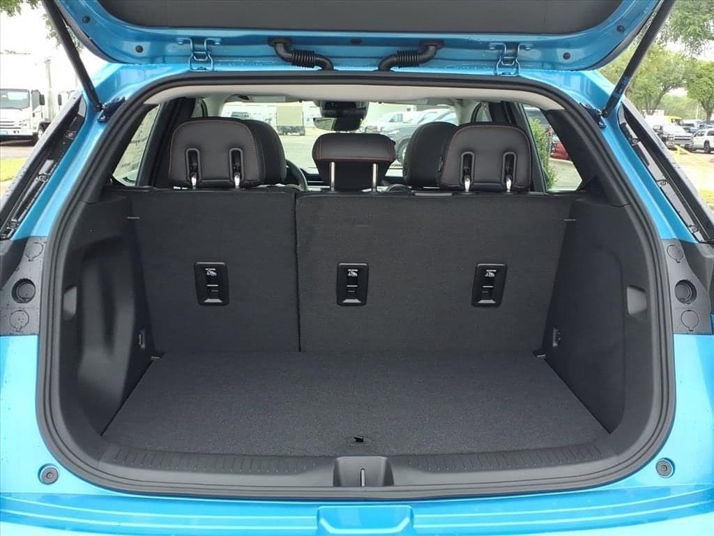 2027 Chevrolet Bolt - Image 10