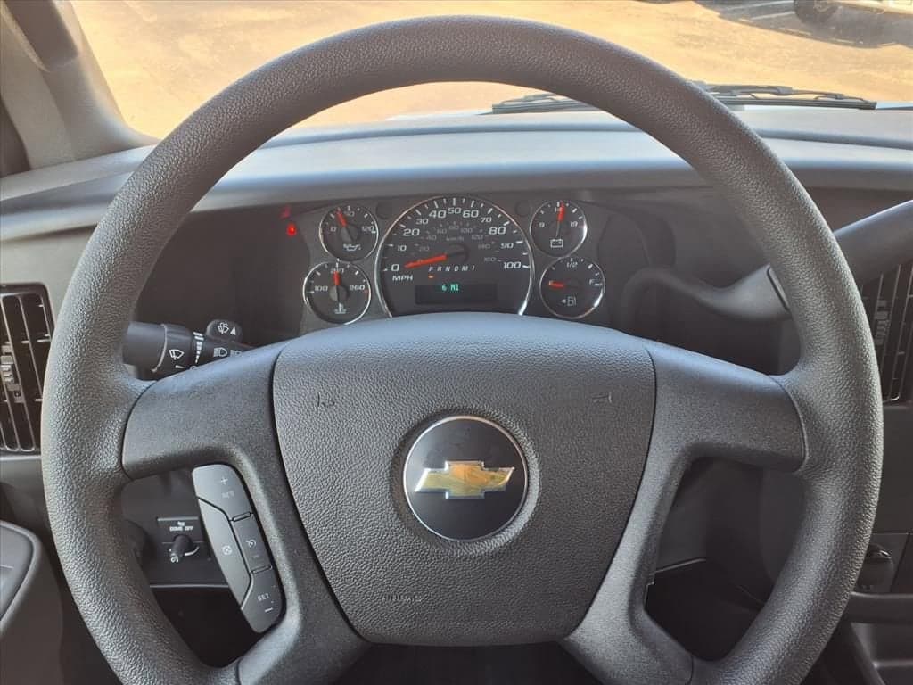 2025 Chevrolet Express Cutaway 3500 - Image 20