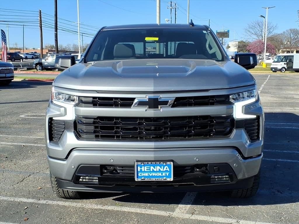 2026 Chevrolet Silverado 1500 - Image 2