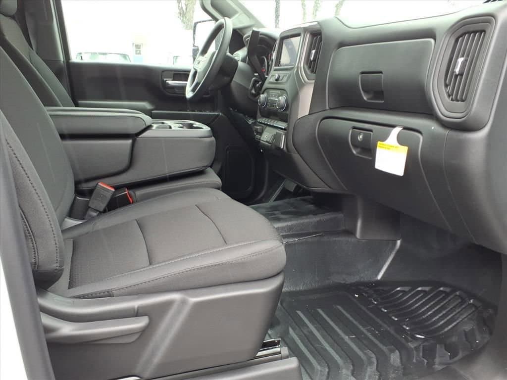 2026 Chevrolet Silverado 2500 HD - Image 16