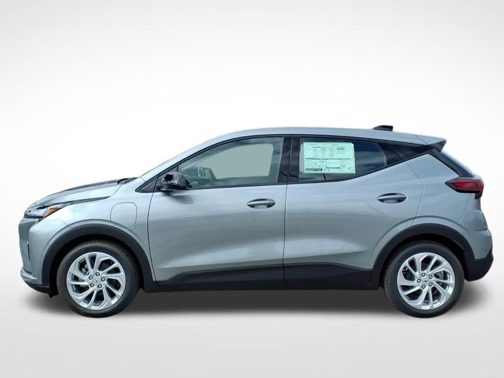 2027 Chevrolet Bolt - Image 6