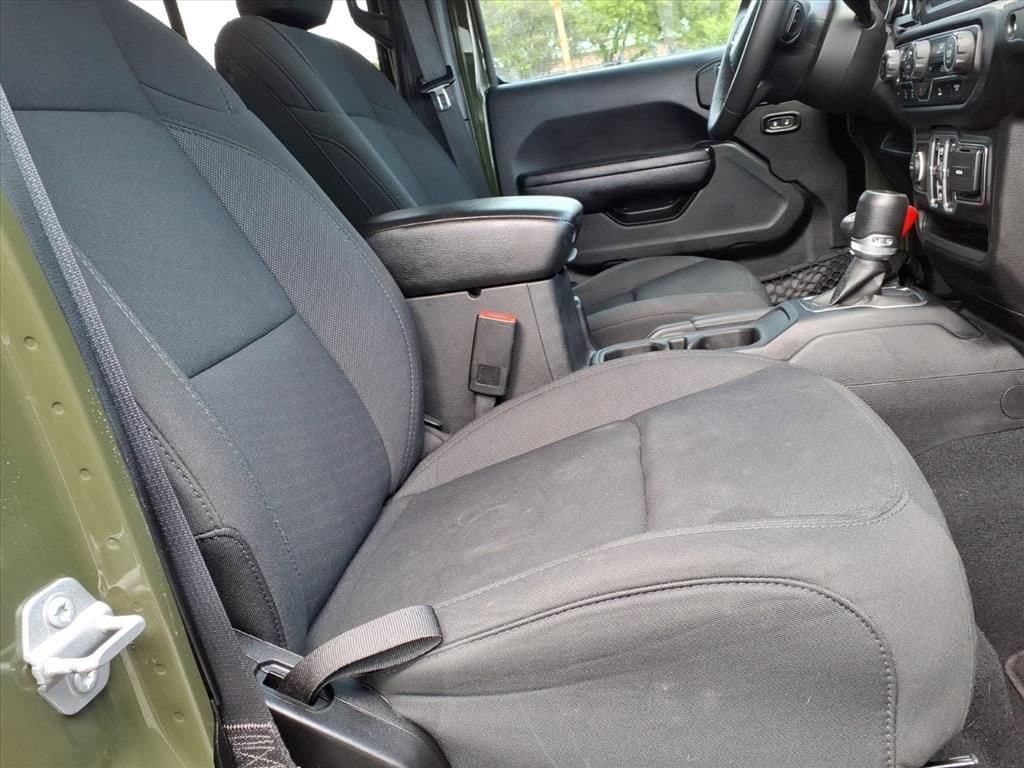 2023 Jeep Gladiator - Image 15