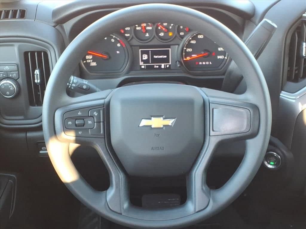 2026 Chevrolet Silverado 1500 - Image 18