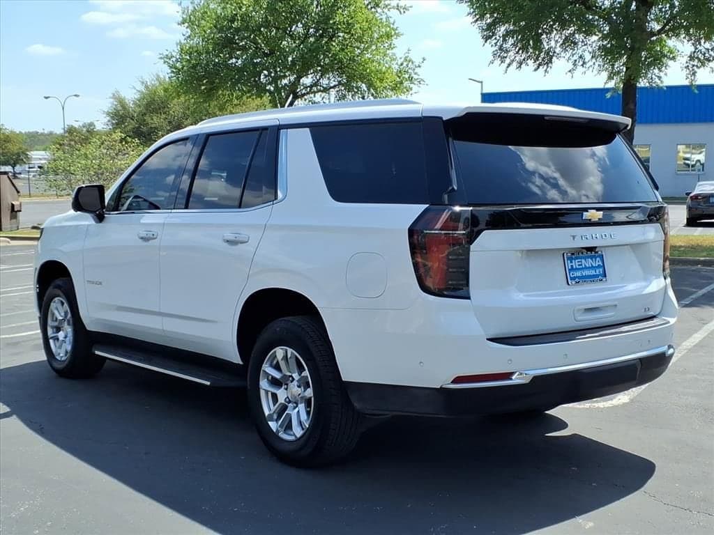 2025 Chevrolet Tahoe - Image 10
