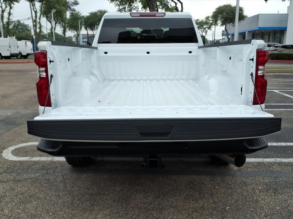 2026 Chevrolet Silverado 2500 HD - Image 12