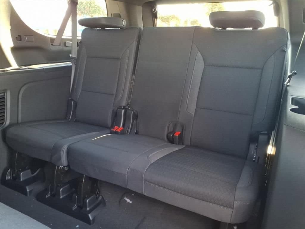 2026 Chevrolet Suburban - Image 12