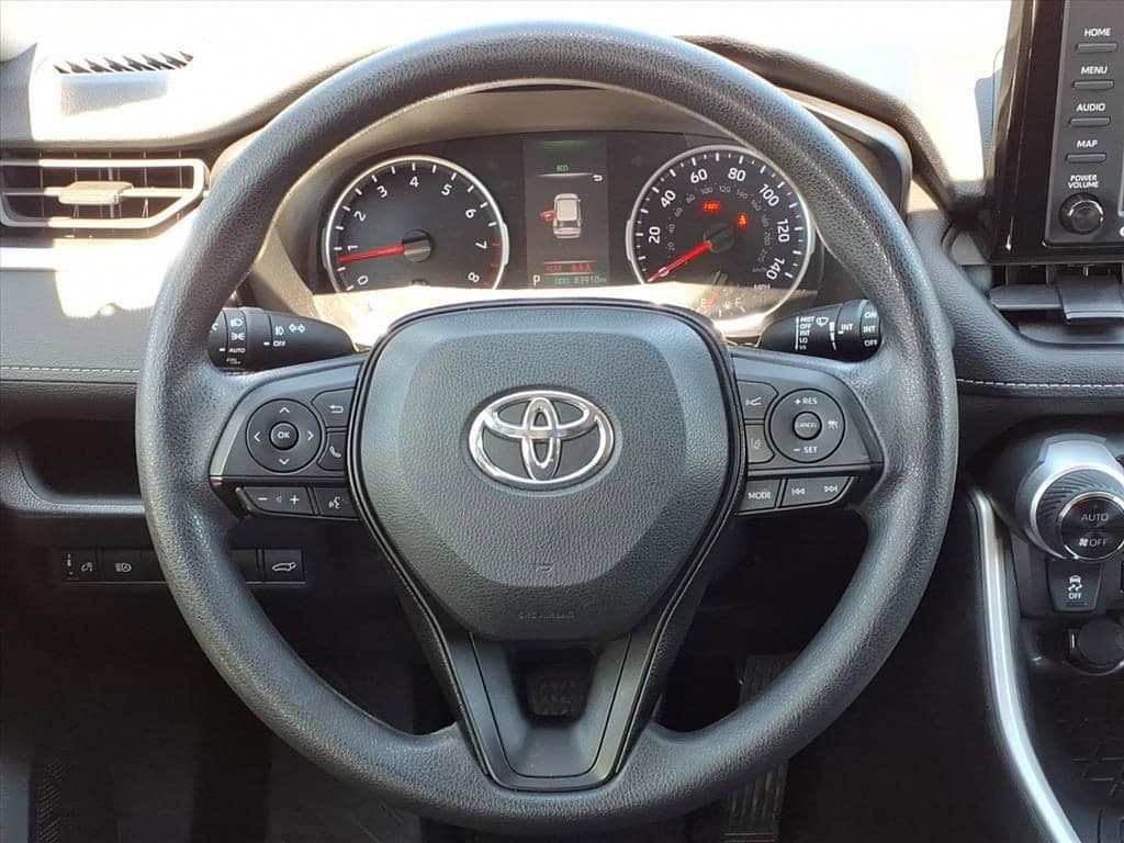 2021 Toyota RAV4 - Image 25