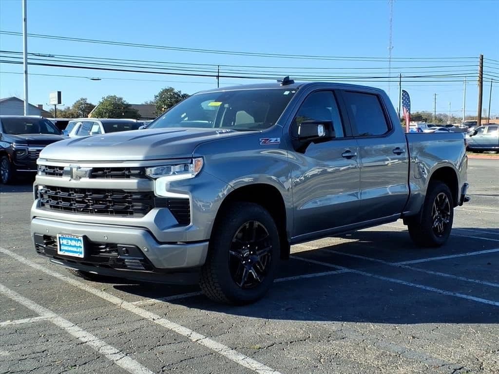 2026 Chevrolet Silverado 1500 - Image 3