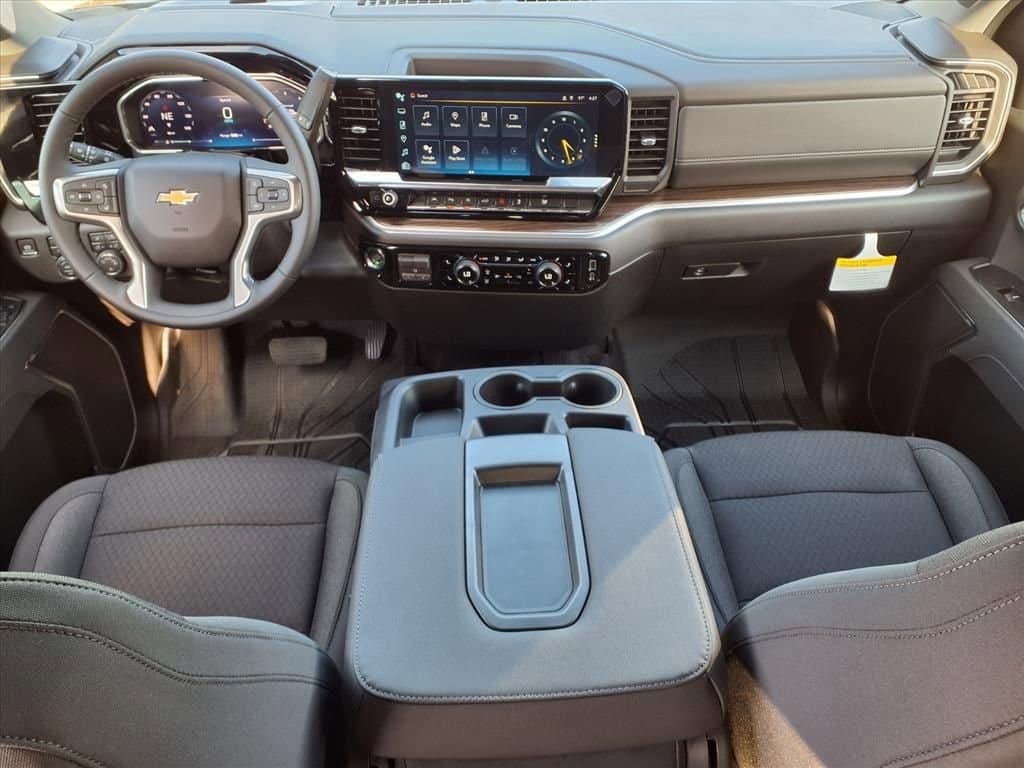 2026 Chevrolet Silverado 1500 - Image 8