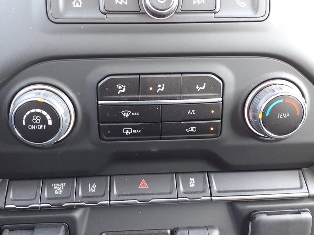 2024 Chevrolet Silverado 3500 HD Chassis Cab - Image 15