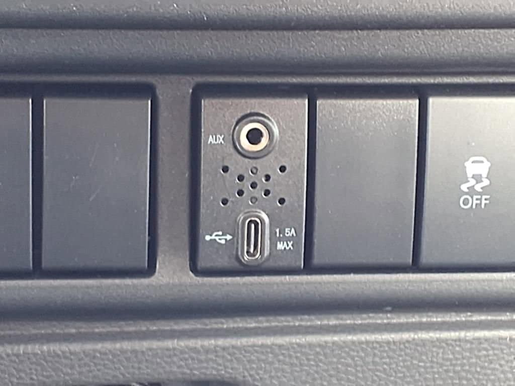 2025 Chevrolet Low Cab Forward 5500 XD - Image 15