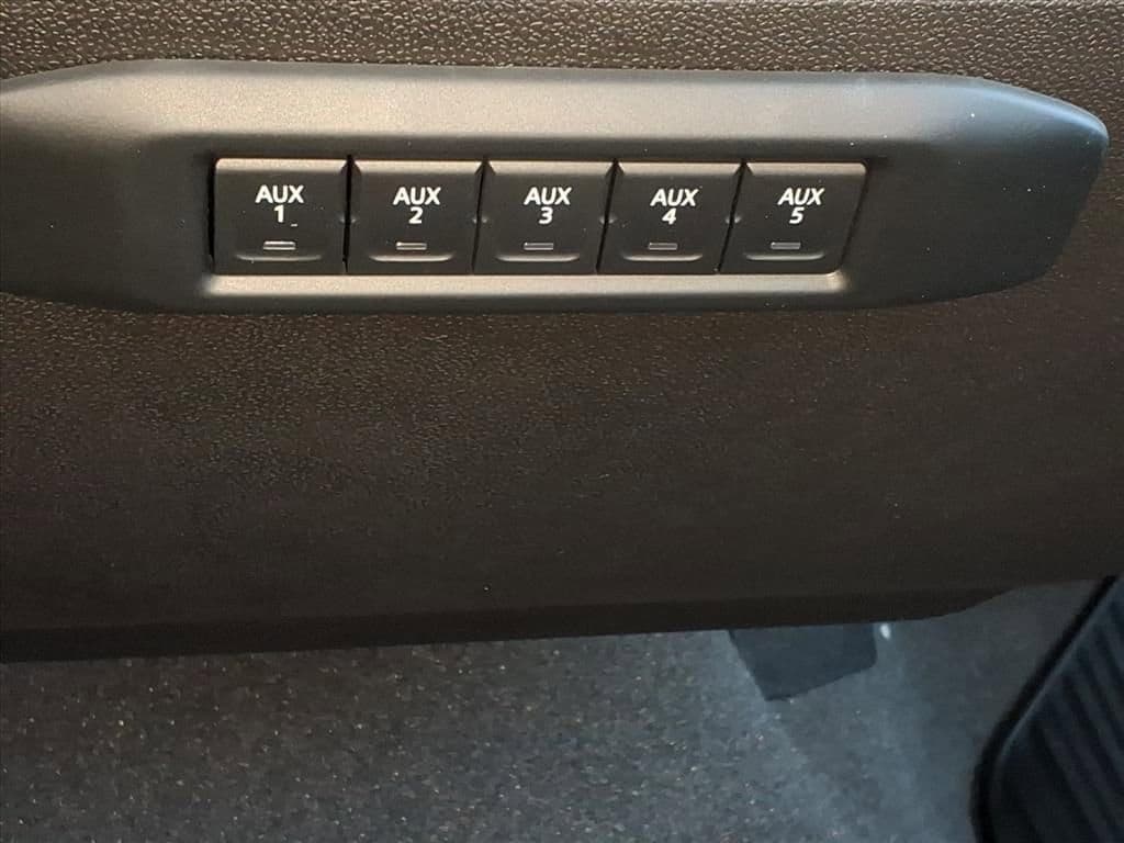 2026 Chevrolet Silverado 3500 HD Chassis Cab - Image 14