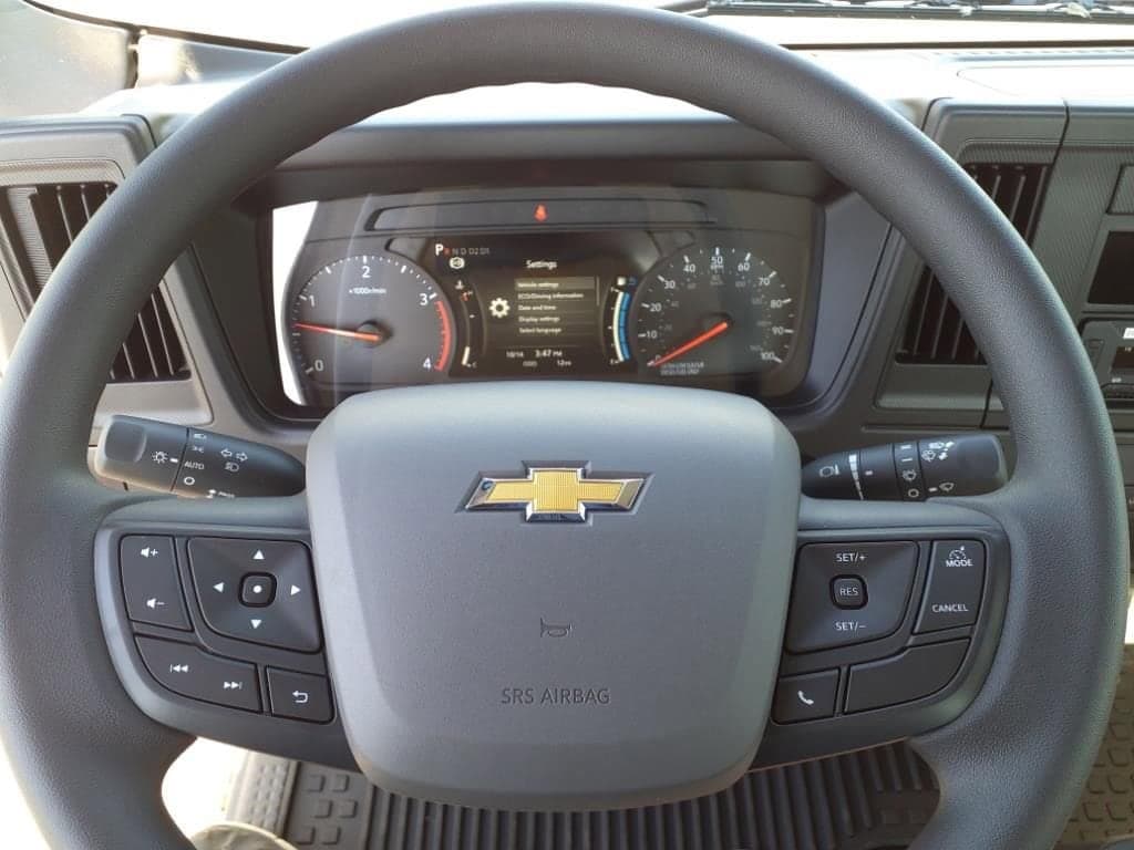 2025 Chevrolet Low Cab Forward 5500 XD - Image 21