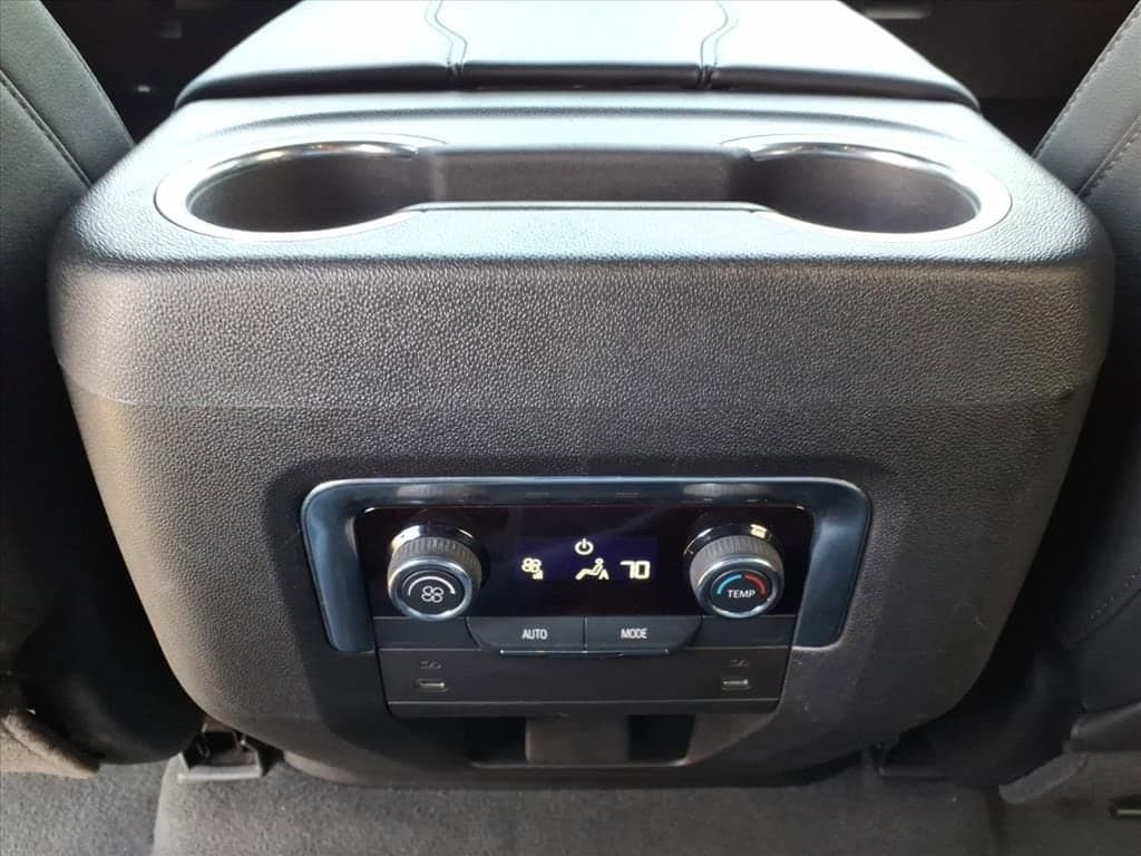 2025 Chevrolet Tahoe - Image 22