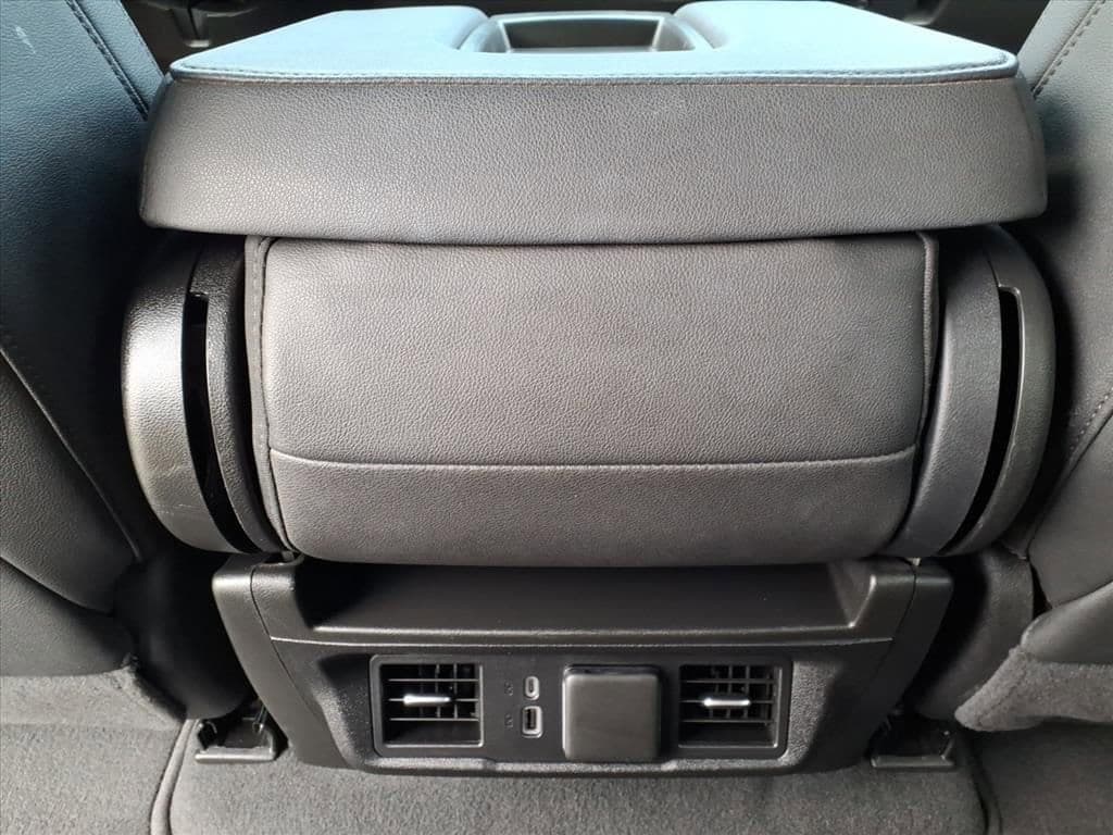 2025 GMC Sierra 1500 - Image 19