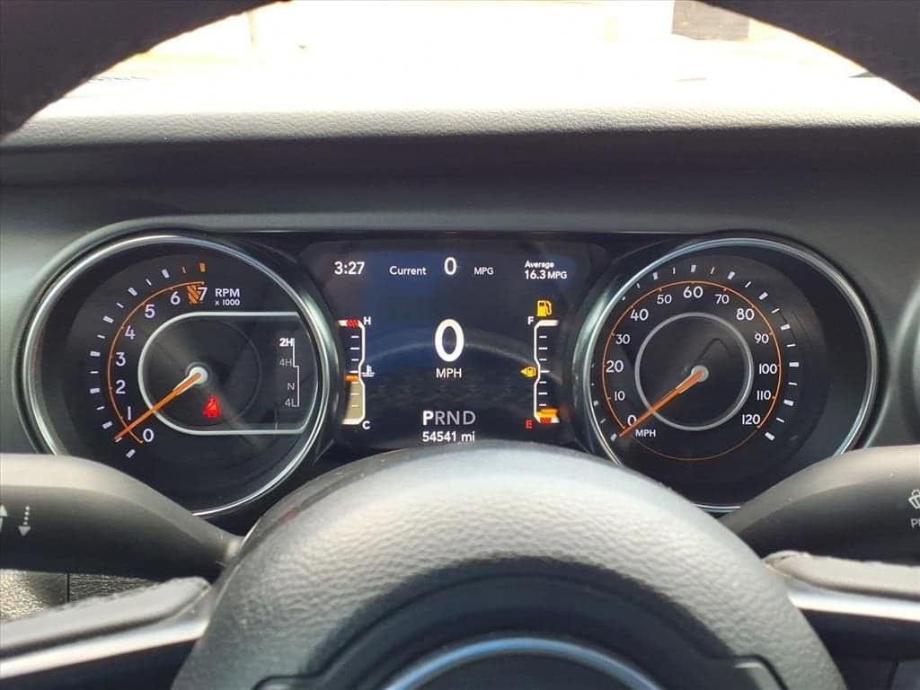 2023 Jeep Gladiator - Image 25