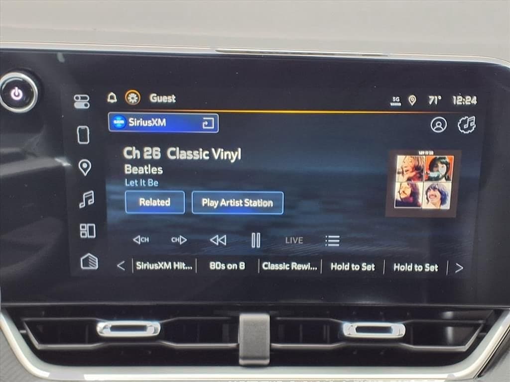 2026 Chevrolet Equinox - Image 12