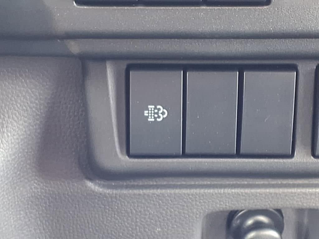 2025 Chevrolet Low Cab Forward 5500 XD - Image 11