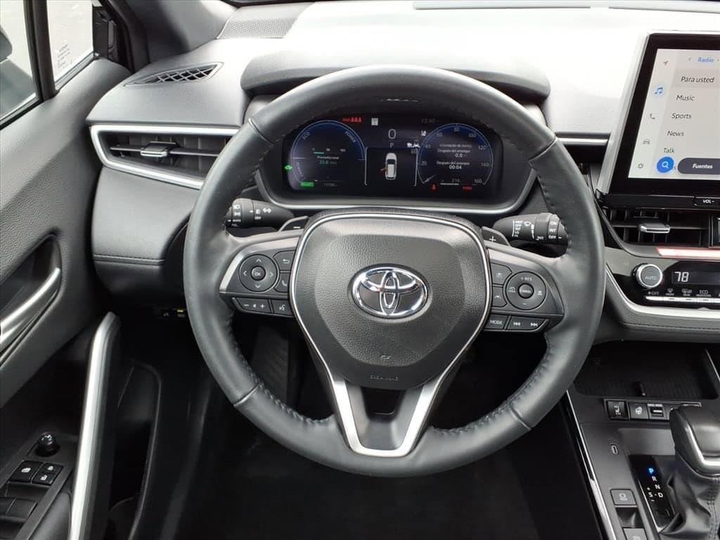 2026 Toyota Corolla Cross - Image 21