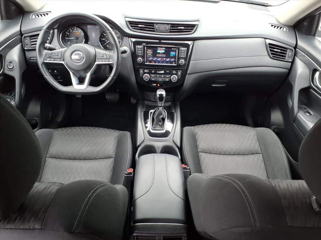 2018 Nissan Rogue - Image 19