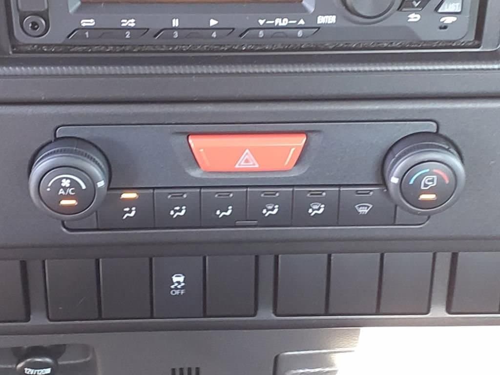 2025 Chevrolet Low Cab Forward 5500 XD - Image 16