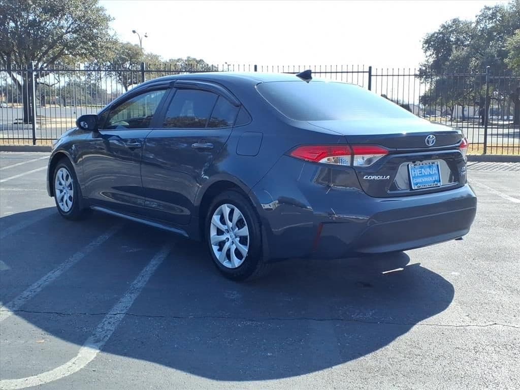 2025 Toyota Corolla - Image 9