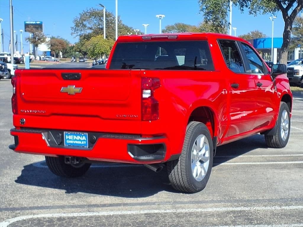 2026 Chevrolet Silverado 1500 - Image 4