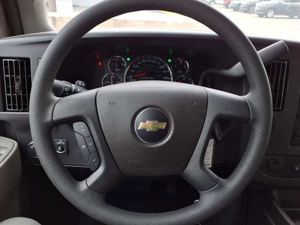 2025 Chevrolet Express Cutaway 3500 - Image 18