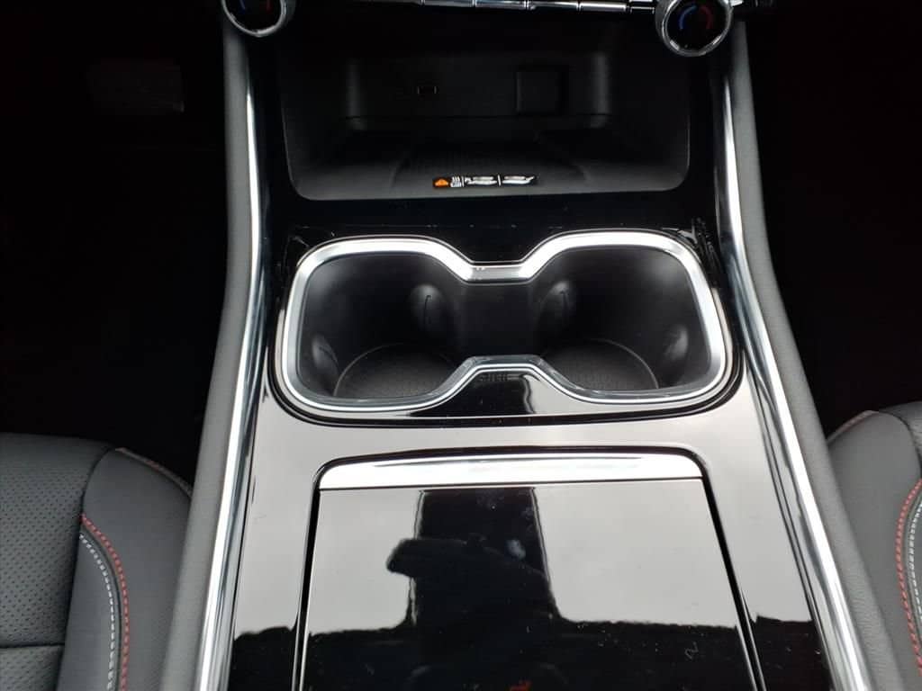 2026 Chevrolet Traverse - Image 19