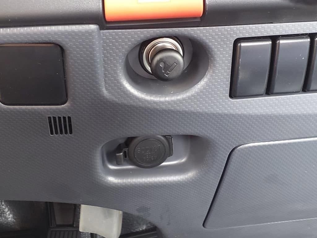 2025 Chevrolet Low Cab Forward 4500 HG - Image 16