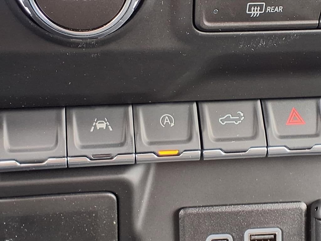 2026 Chevrolet Silverado 1500 - Image 9