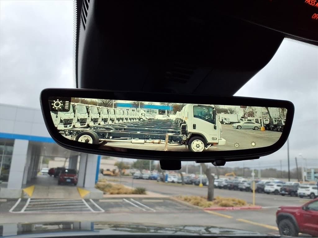 2026 Chevrolet Traverse - Image 13