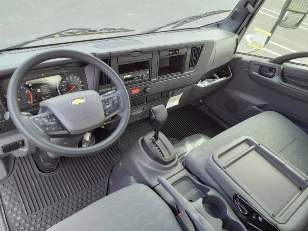 2025 Chevrolet Low Cab Forward 5500 XD - Image 7