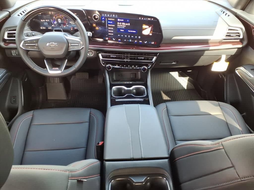 2026 Chevrolet Traverse - Image 15